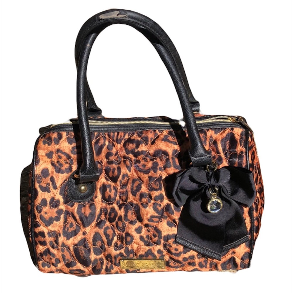 Leopard Betsey Johnson satchel bag. Plz read details before buying!!